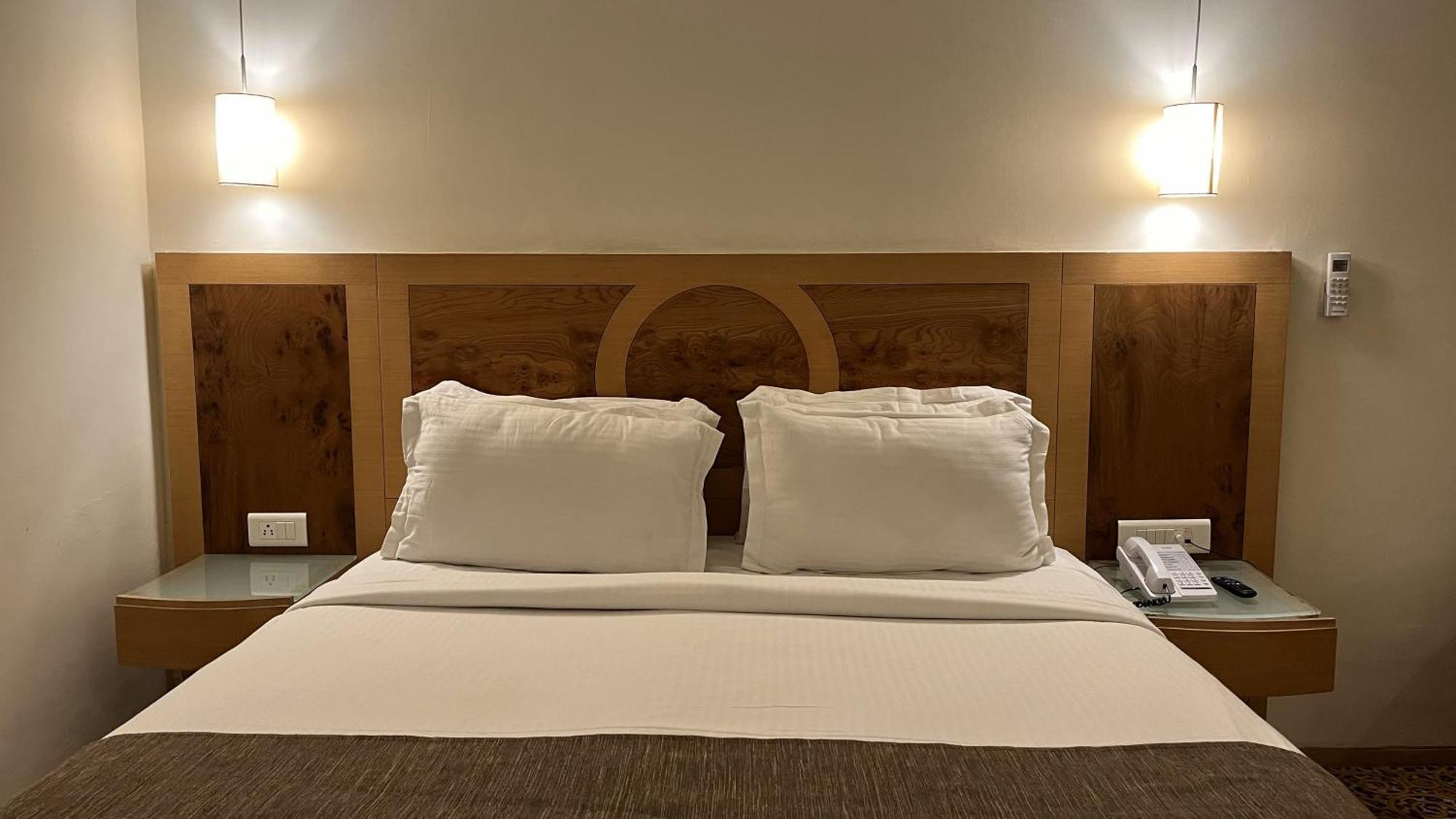 Katriya Hotel And Tower Χιντεραμπάντ Εξωτερικό φωτογραφία